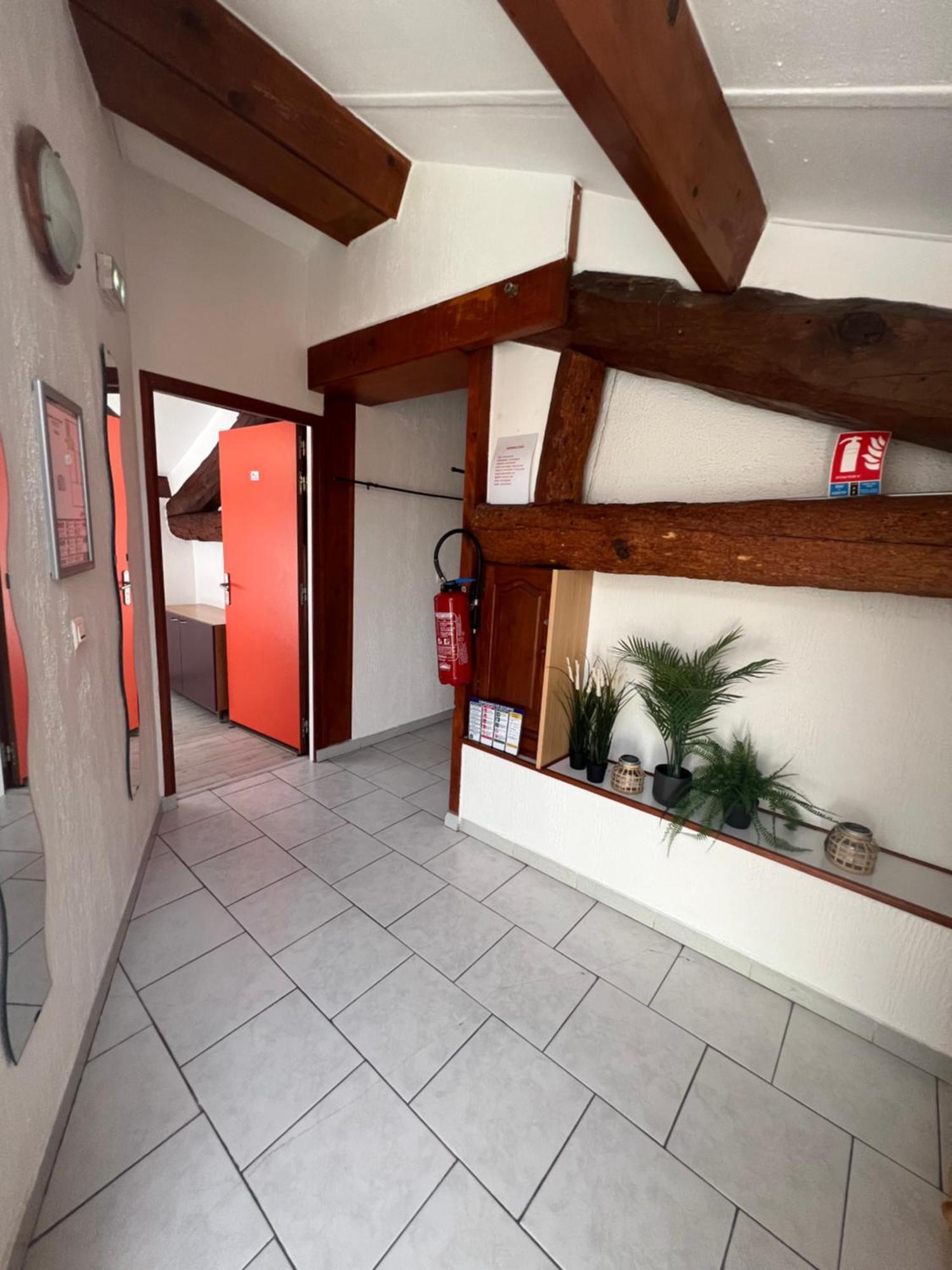Albergue L'Oustaou Castellane Exterior foto