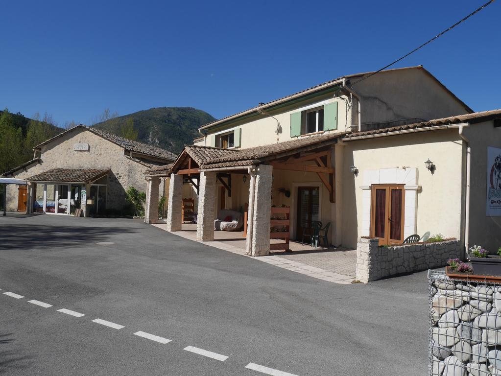 Albergue L'Oustaou Castellane Exterior foto